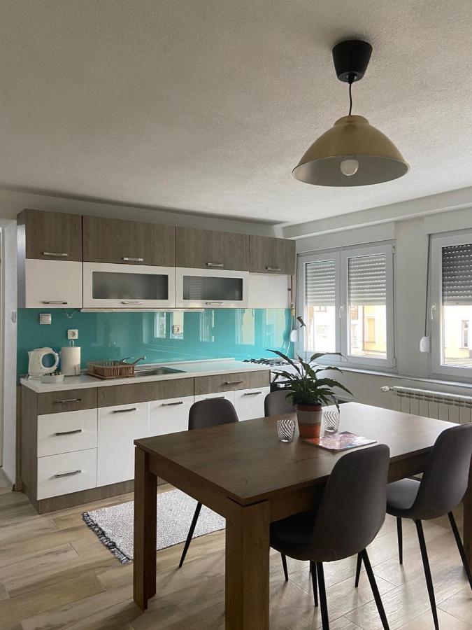 Hidden Gem Shared Apartment, Suite Sarajevo Bagian luar foto