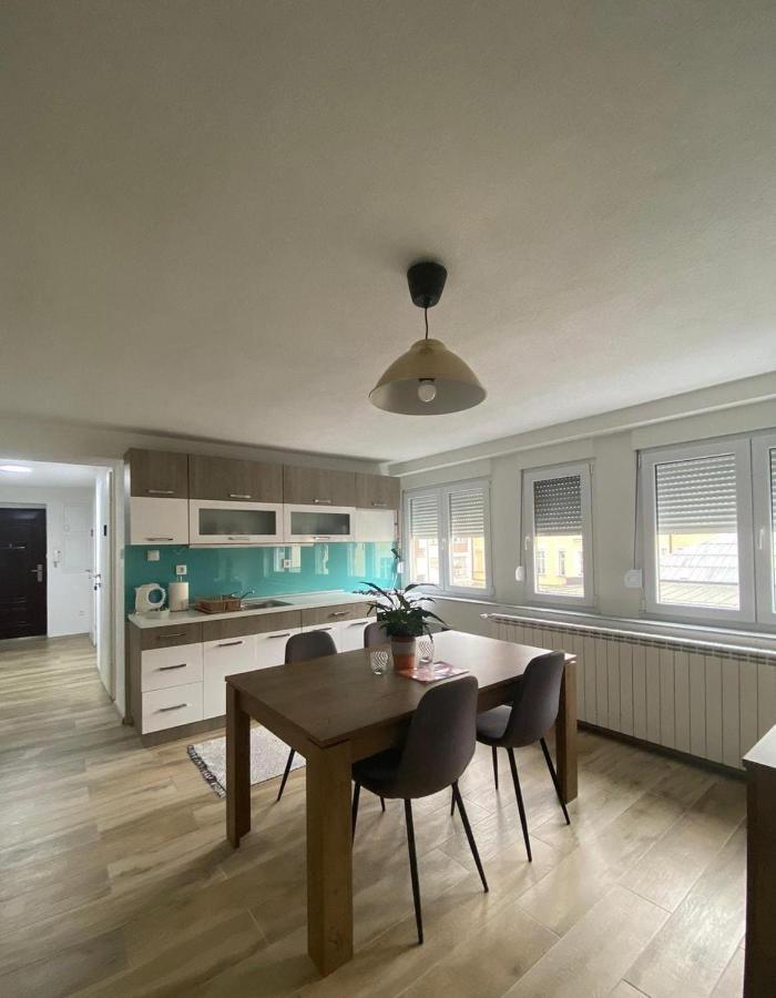 Hidden Gem Shared Apartment, Suite Sarajevo Bagian luar foto