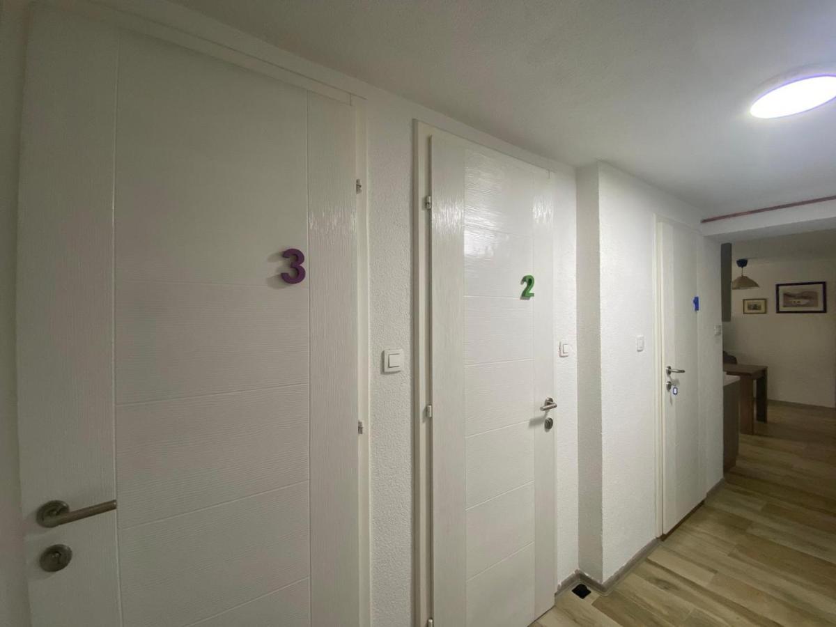 Hidden Gem Shared Apartment, Suite Sarajevo Bagian luar foto